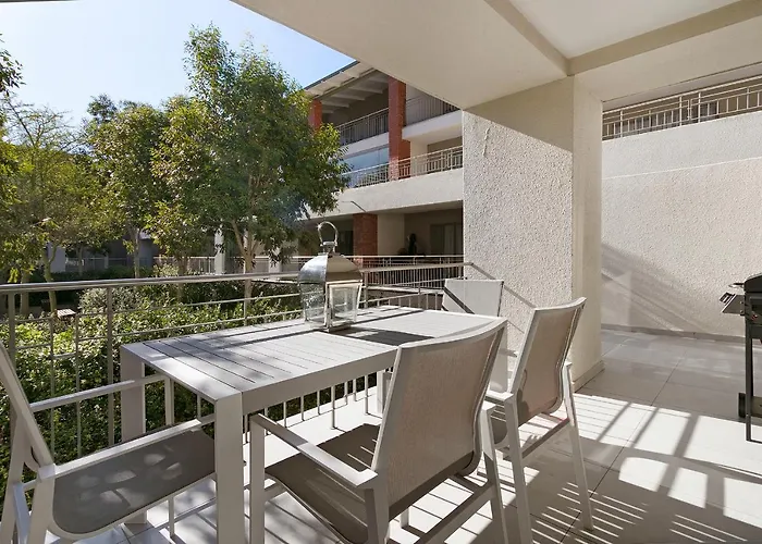 Century City Luxury Two Bedroom Apartment